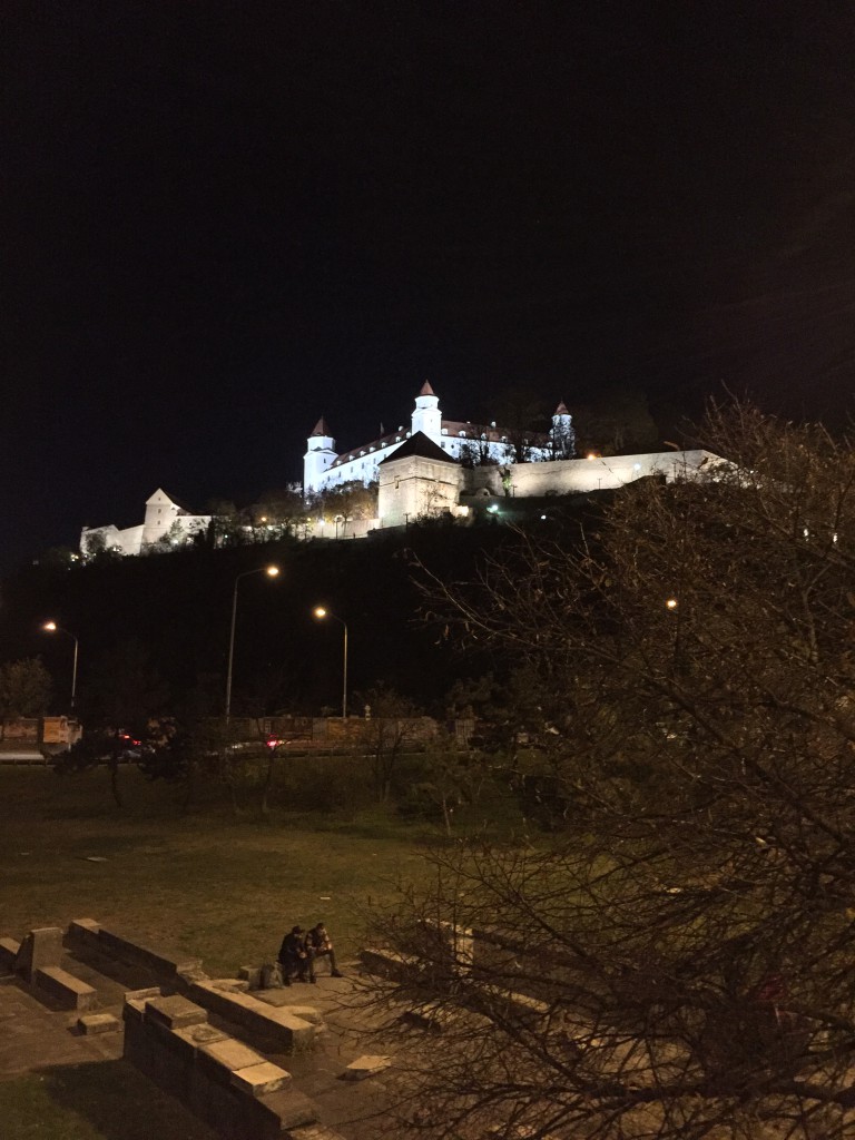 Burg Devin bei Nacht