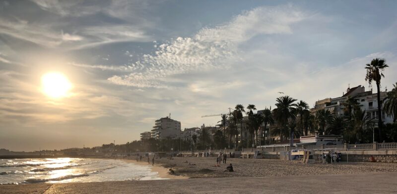 sitges beach promenade